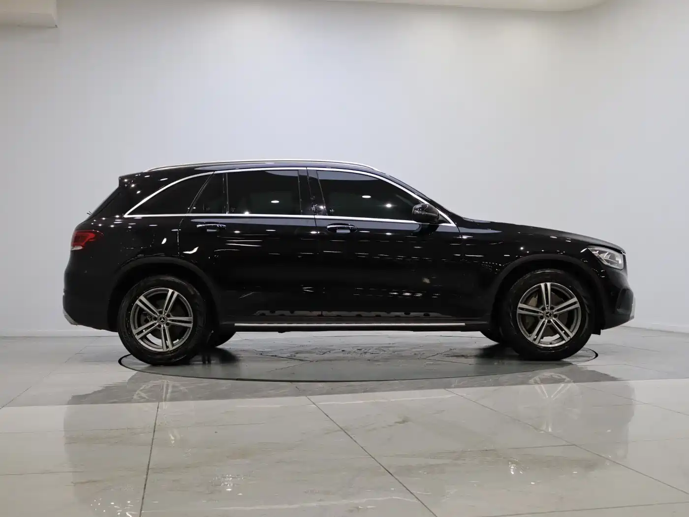 Mercedes-Benz GLC 2020 Facelift GLC 260 L 4MATIC Dynamic фото 8