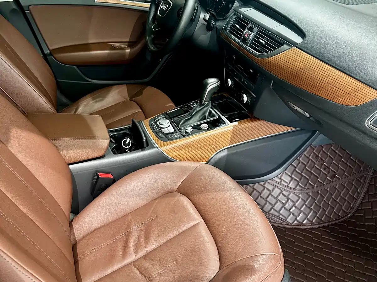 Audi A6L 2018 30th Anniversary 30 FSI Style фото 8