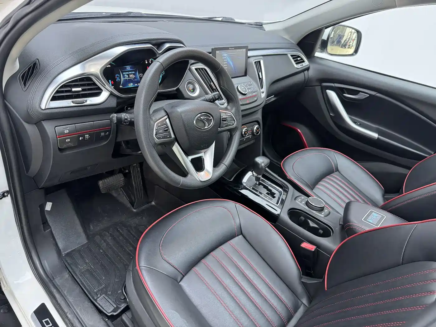 Soueast DX7 2018 2018 1.5T Auto Glory Edition