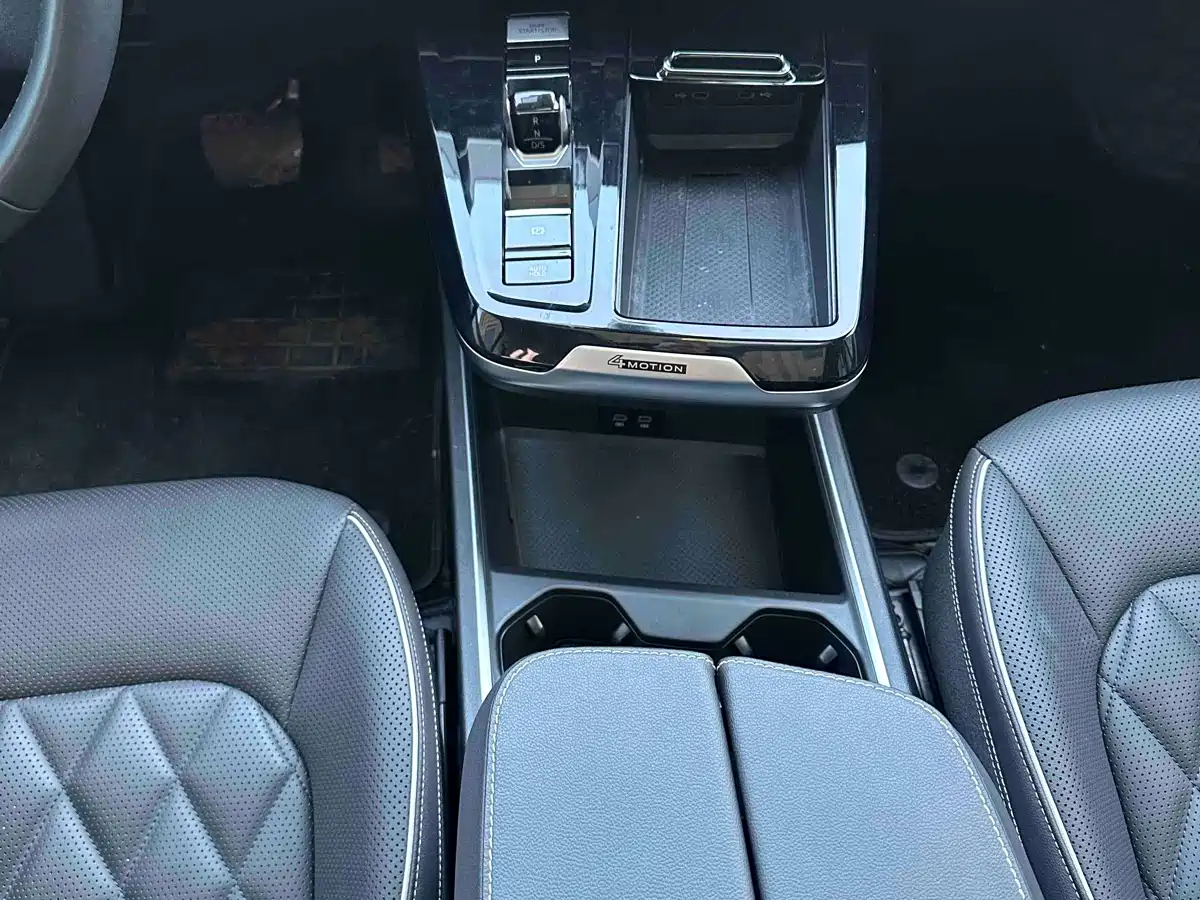 Volkswagen Talagon 2023 Facelift 530TSI 4WD Flagship Victory Pro Edition 6-Seater фото 8
