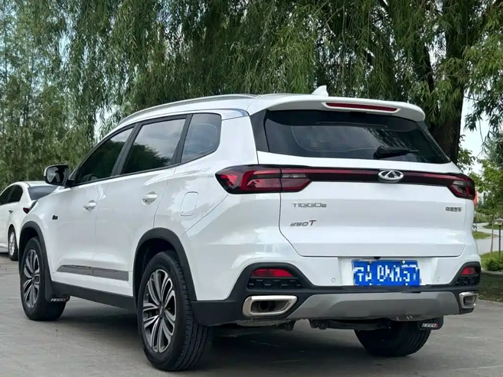 Фото 4 - Chery Tiggo 8