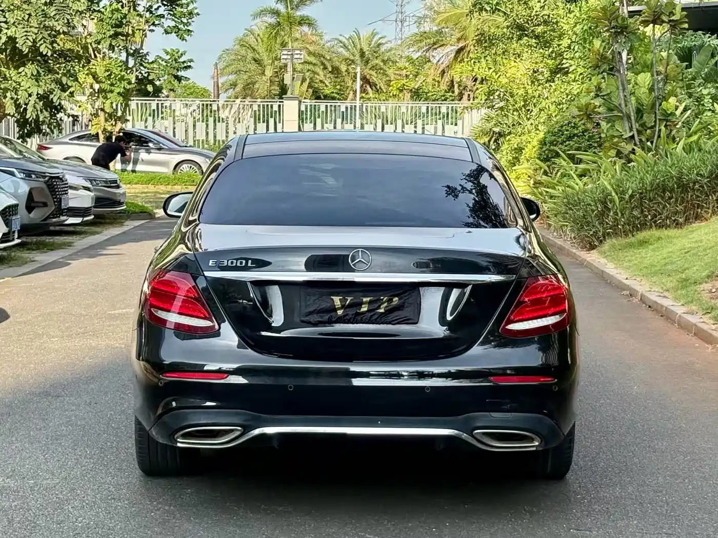 Mercedes-Benz E-Class 2016 E 300 L Sport Fashion Type фото 8