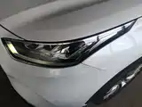 Photo 18 - Toyota Highlander