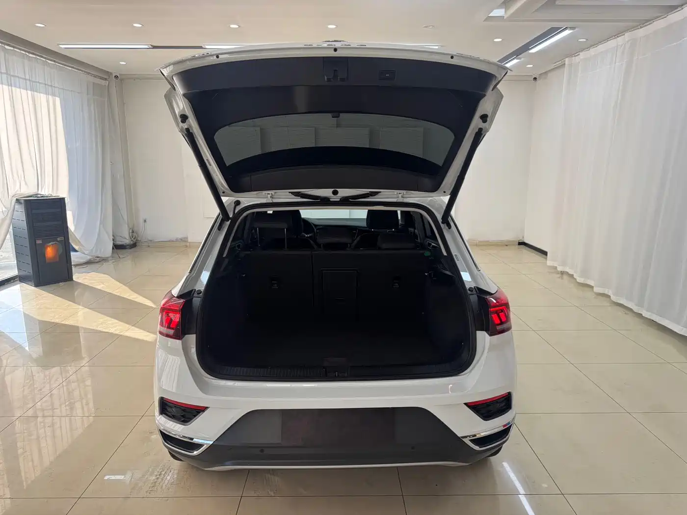 VOLKSWAGEN T ROC EXPLORING SONGS