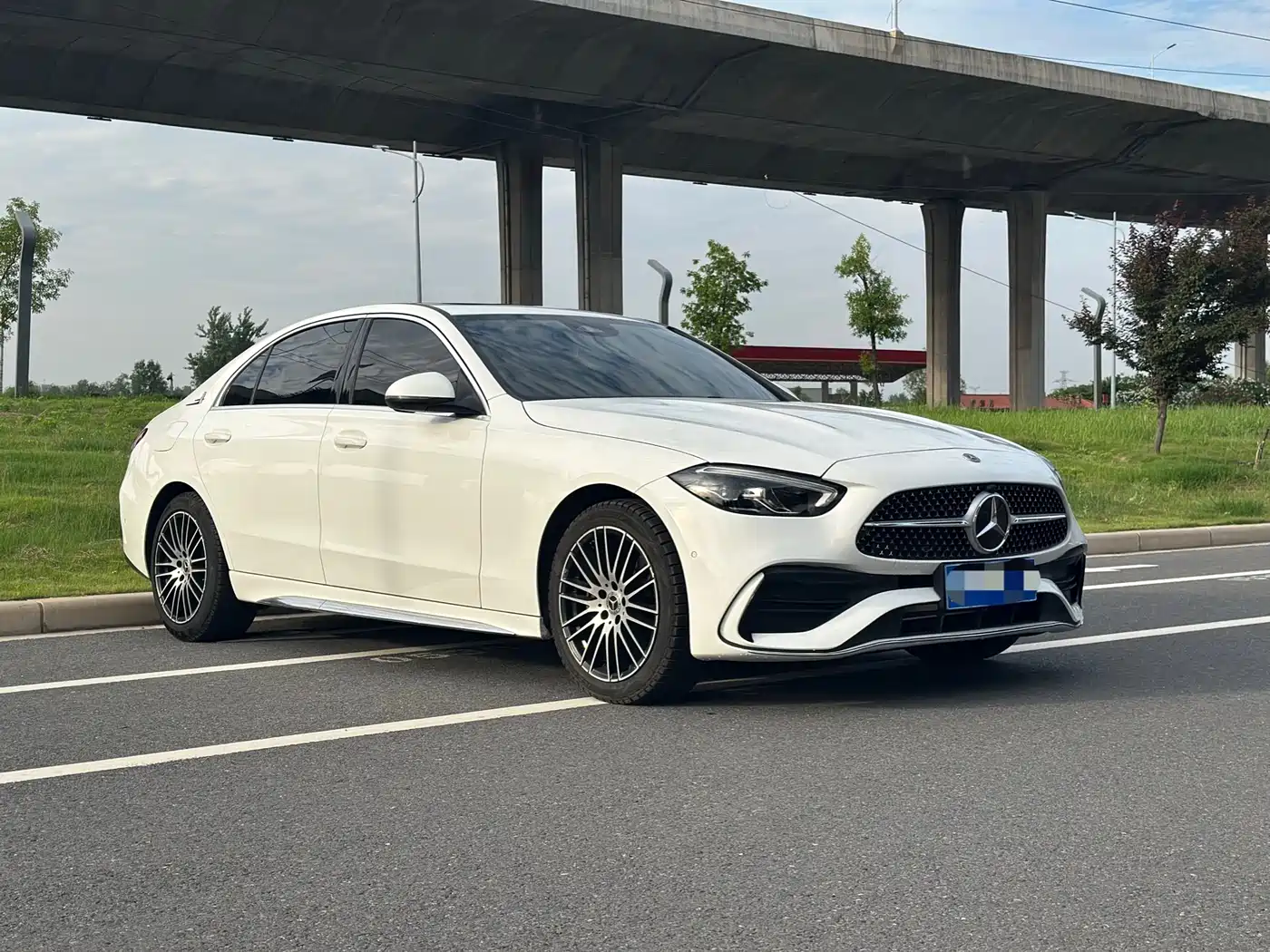 Mercedes-Benz C-Class 2023 Facelift C 200 L Sport Edition фото 3
