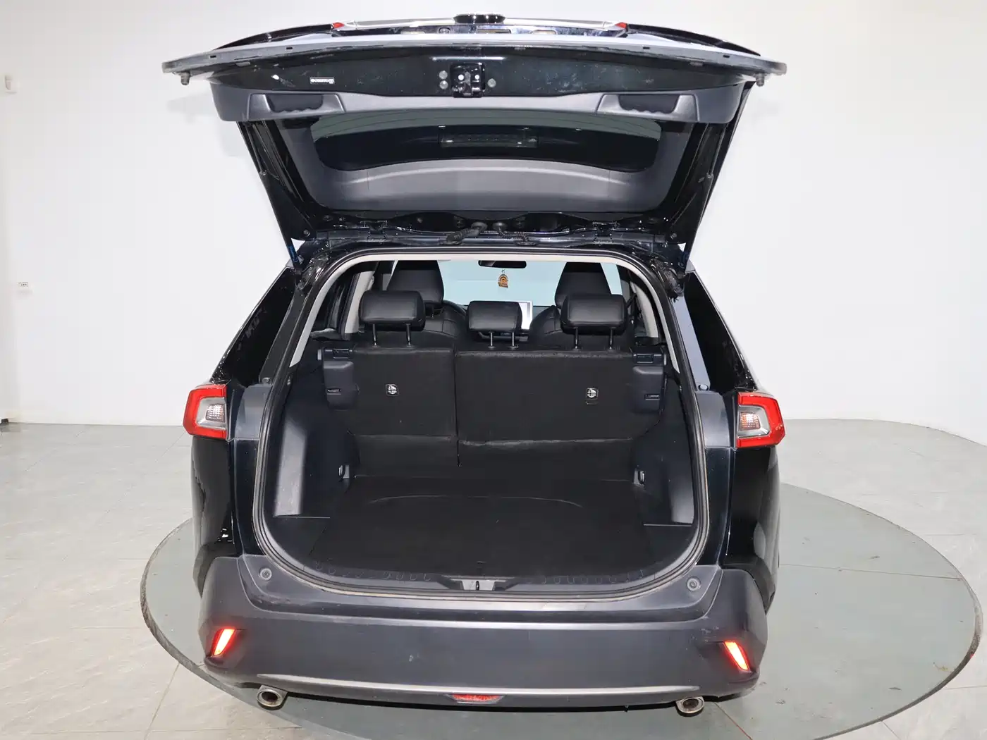 Toyota Wildlander 2022 2.0L CVT FWD Leading Edition фото 17