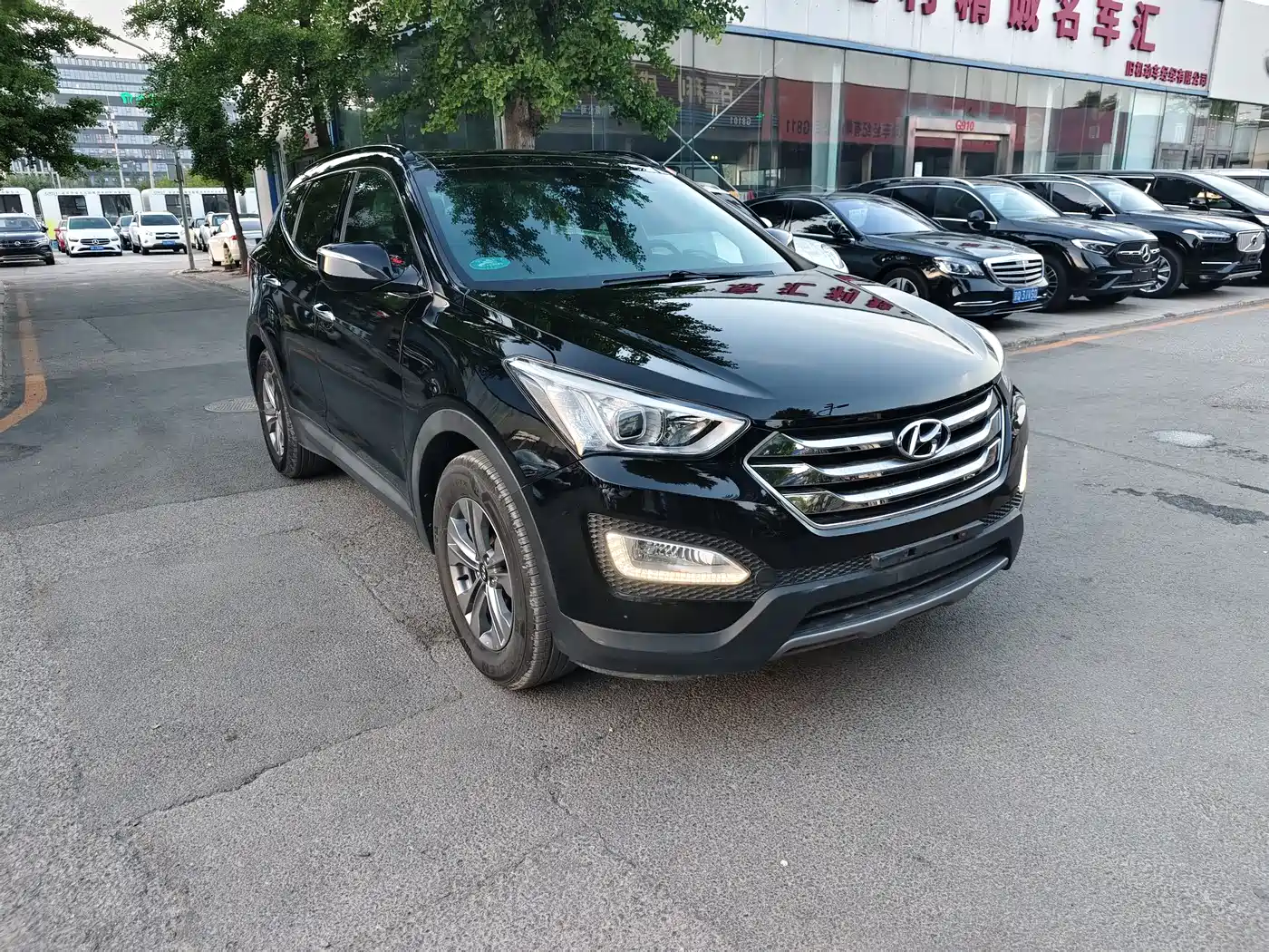 Hyundai Santa Fe 2015 2.4L Automatic 2WD Smart 5-seater фото 3