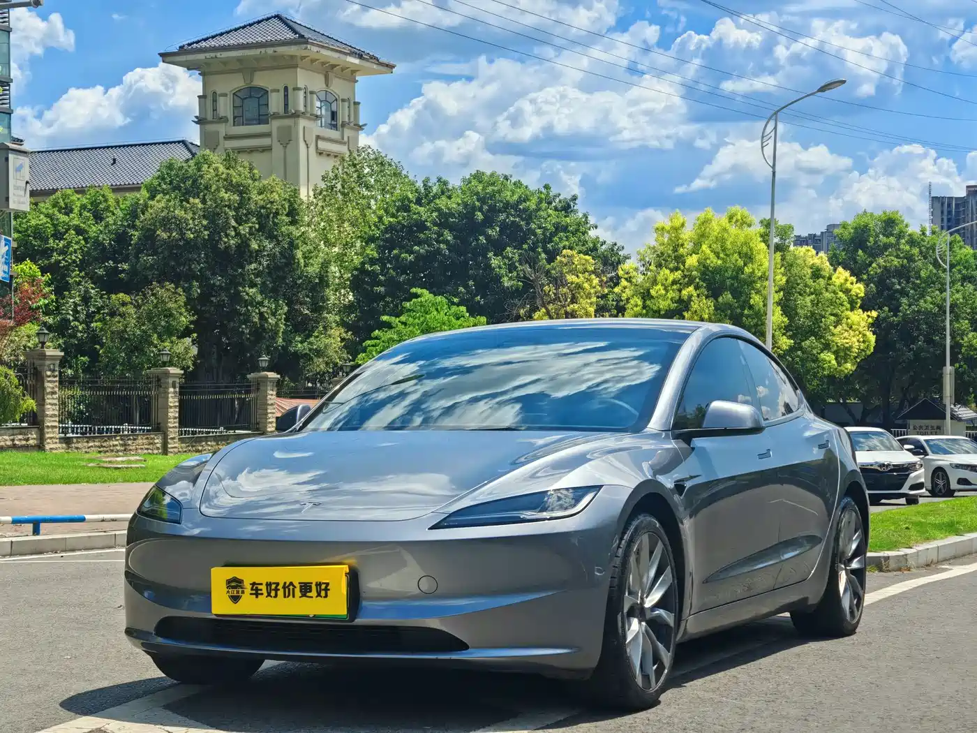 Tesla Model 3 2023