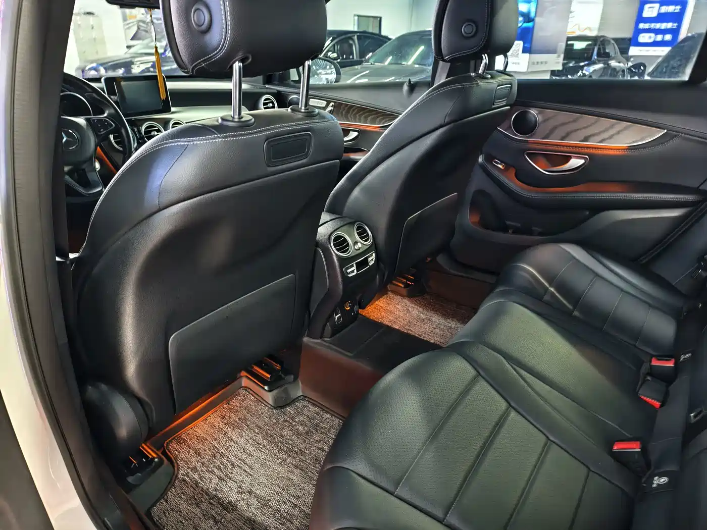 Фото 6 - Mercedes-Benz GLC