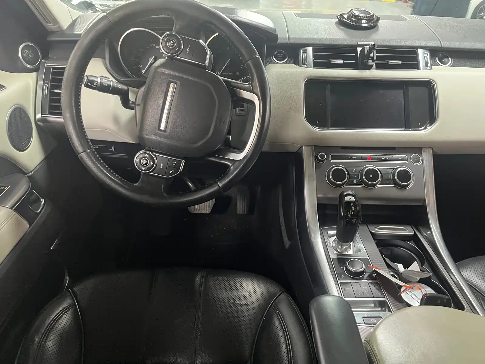 Photo 6 - Land Rover Range Rover Sport