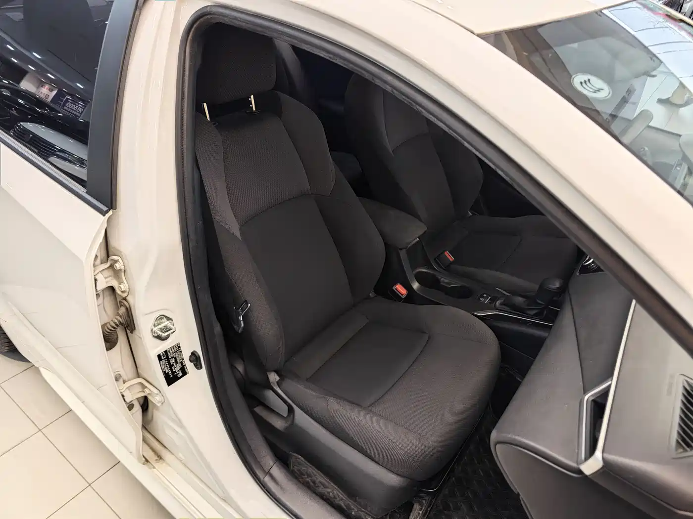 Toyota Levin 2023 TNGA 1.5L CVT Progressive фото 32