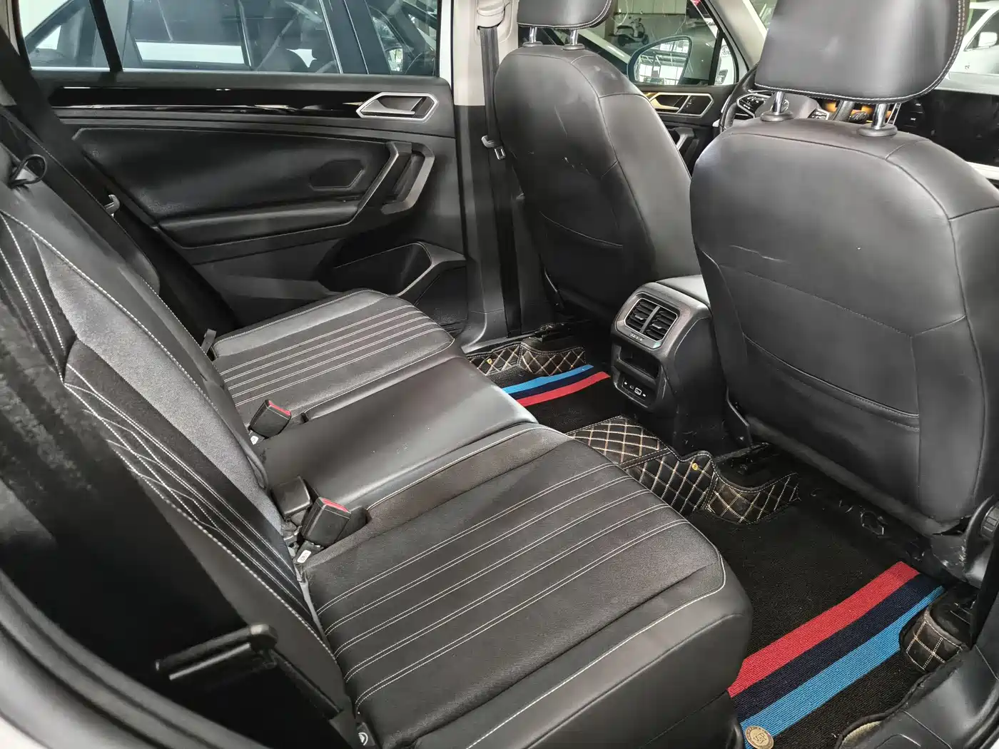 Volkswagen Tiguan L 2022 330TSI Automatic 2WD Comfort Edition фото 7