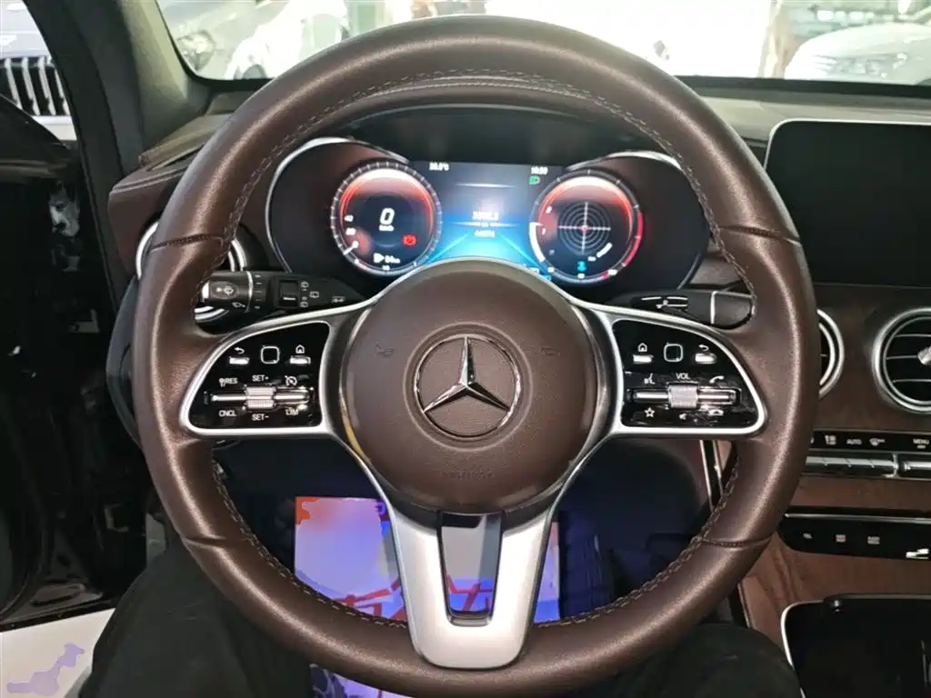 Mercedes-Benz GLC 2020 Facelift GLC 300 L 4MATIC Dynamic фото 11