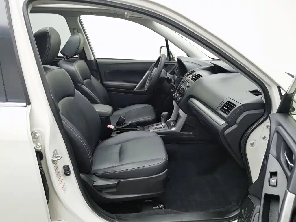 Фото 23 - Subaru Forester