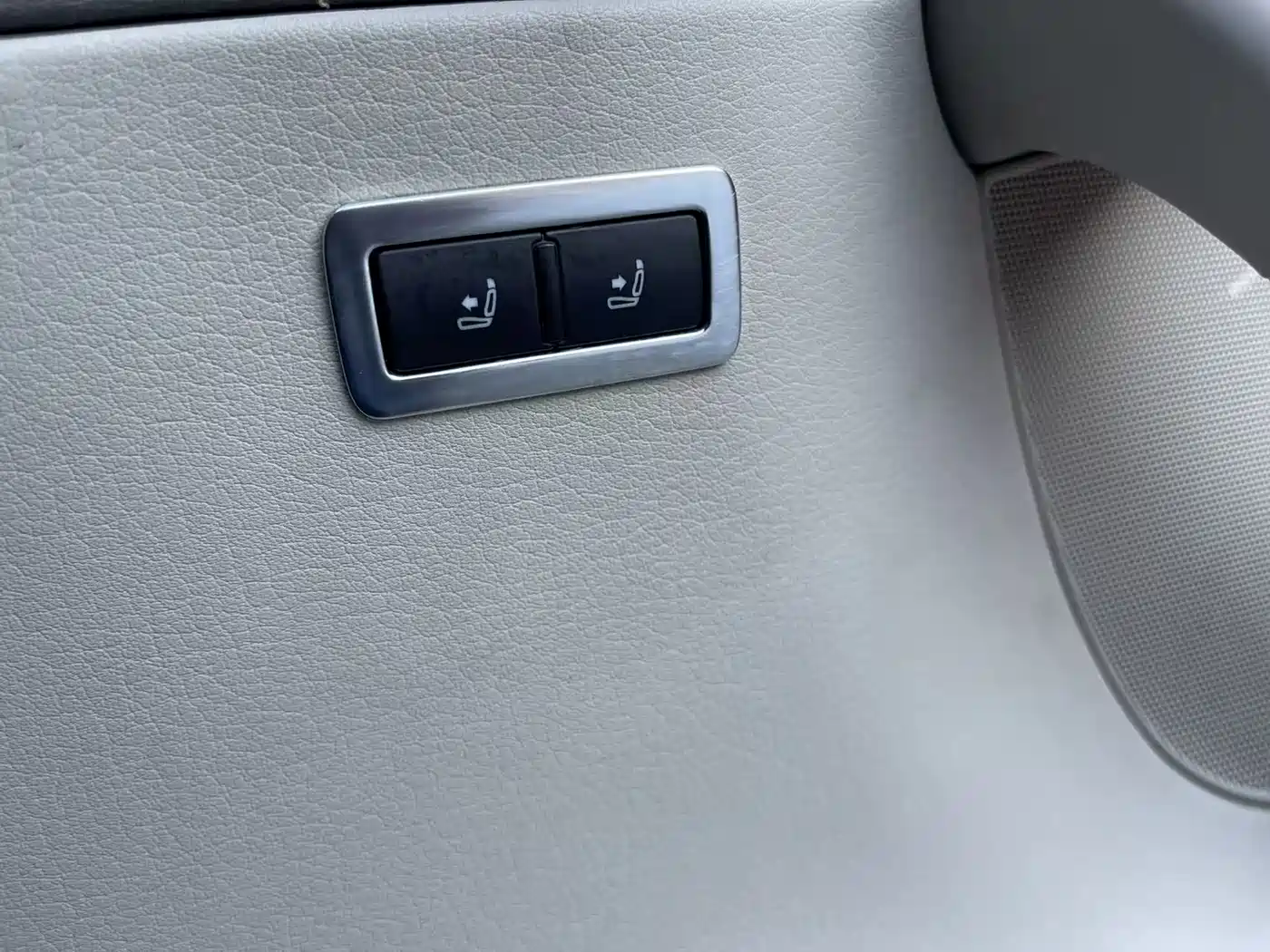 Audi A6L 2011 2011 Model 2.4L Luxury