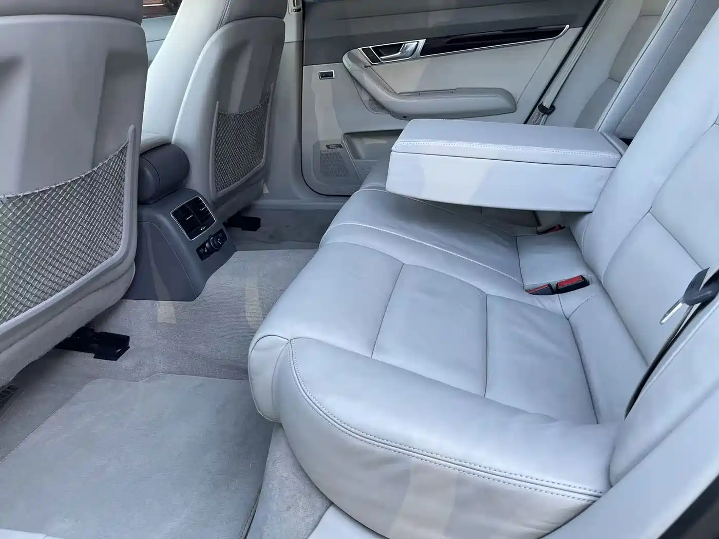 Audi A6L 2011 2011 Model 2.4L Luxury