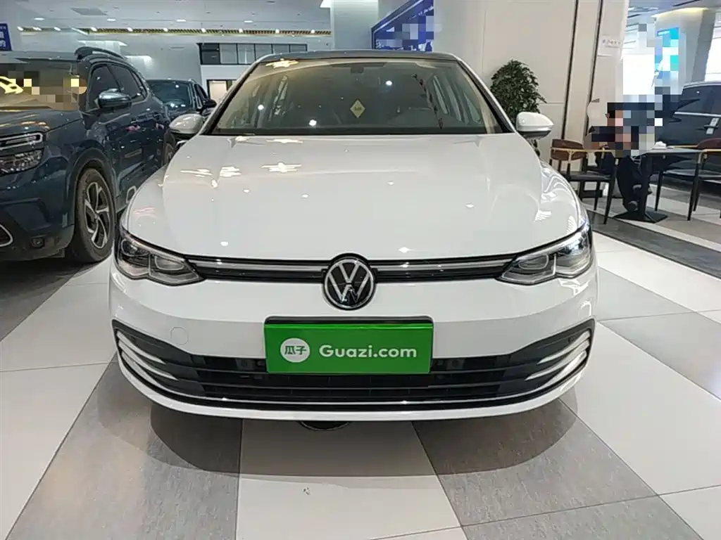 Volkswagen Golf 2023 280TSI DSG Pro фото 3