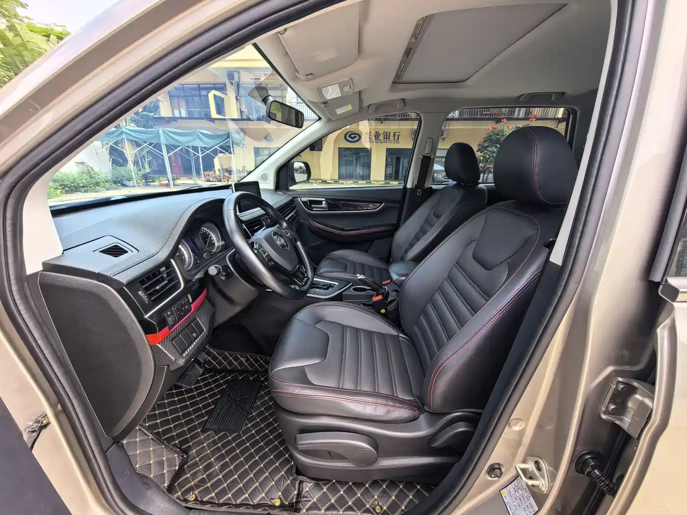 Dongfeng Fengxing Jingyi X6 2018 2017 Dynamic Series 1.5T CVT Premium