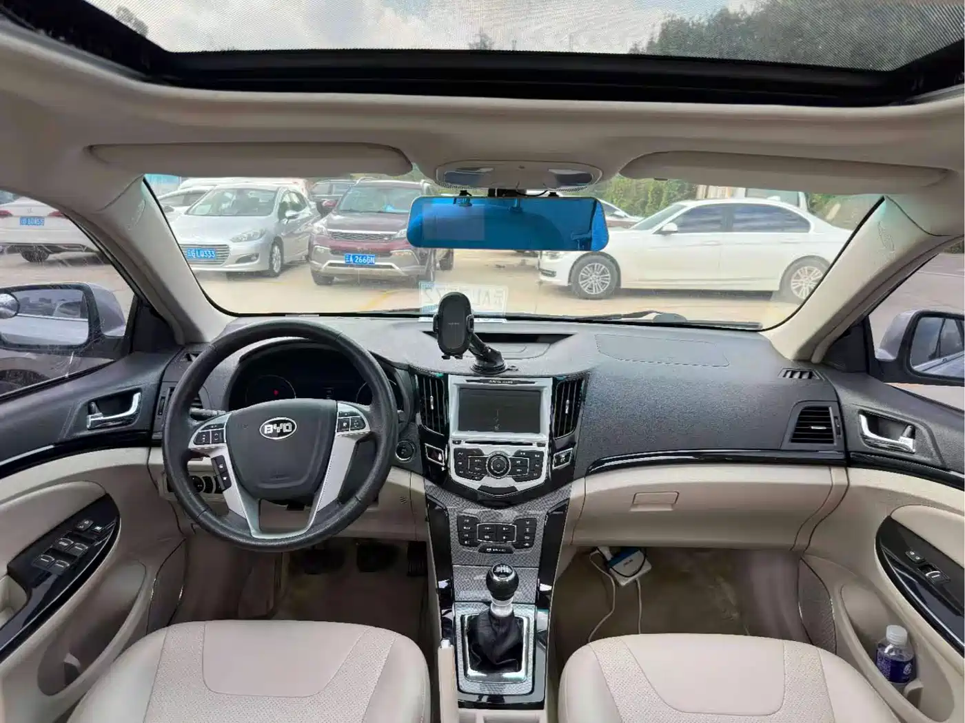 BYD Surui 2013 1.5TI Manual Premium фото 4