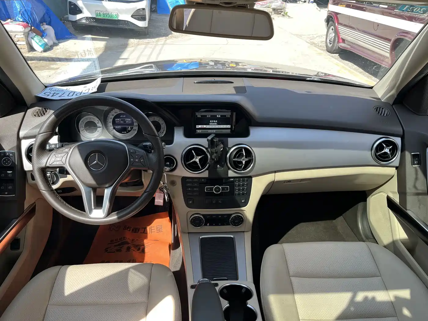 Mercedes-Benz GLK-Class 2013 Facelift GLK 300 4MATIC Fashion фото 12
