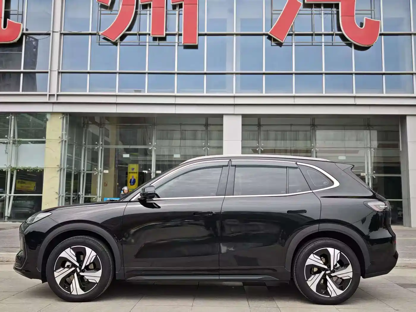 GEELY GALAXY GALAXY E5