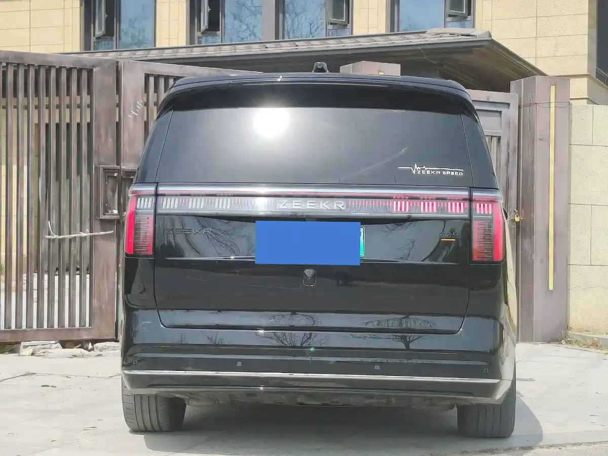 ZEEKR EXTREME KRYPTON 009