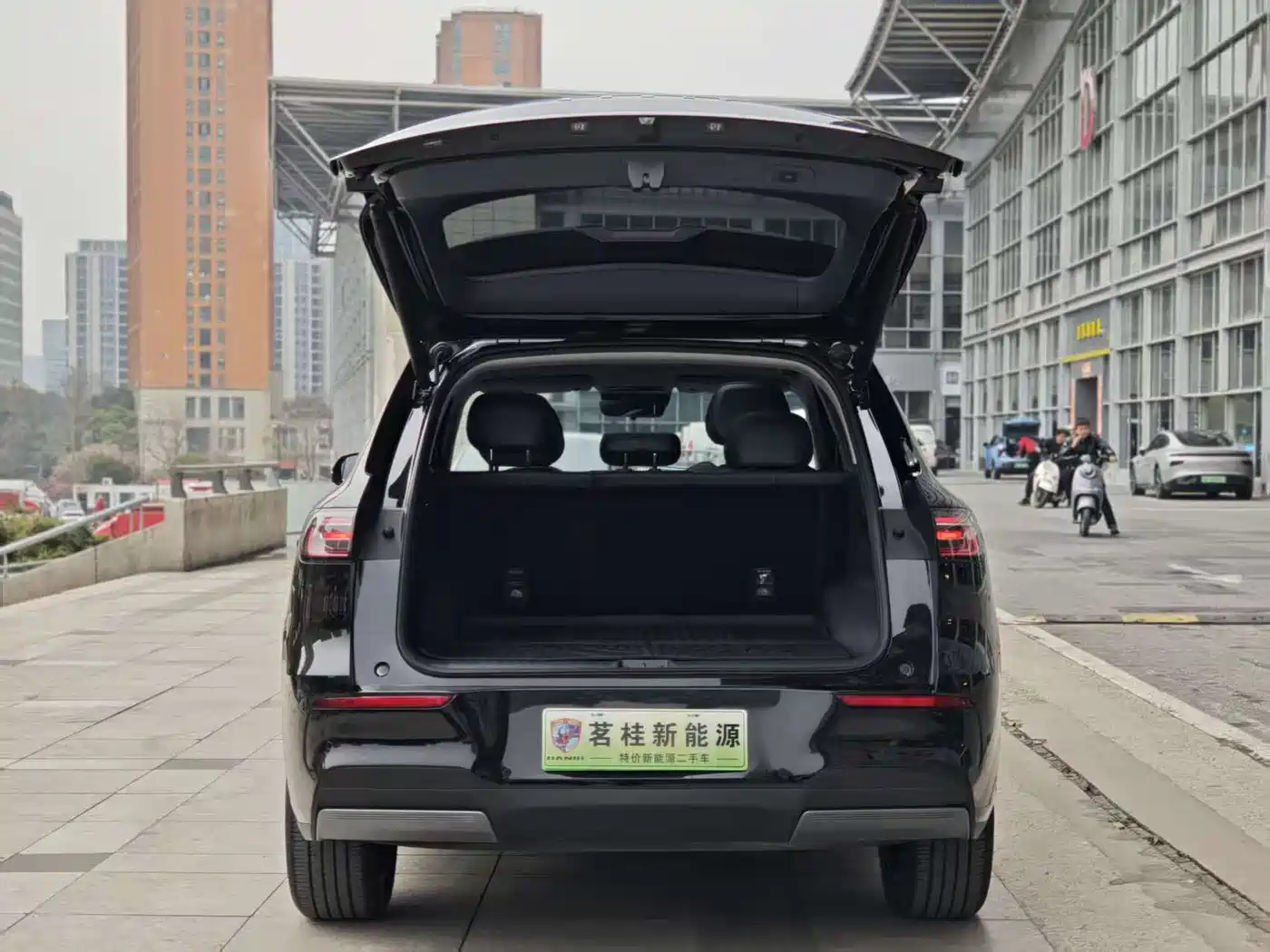 GEELY GALAXY GALAXY E5