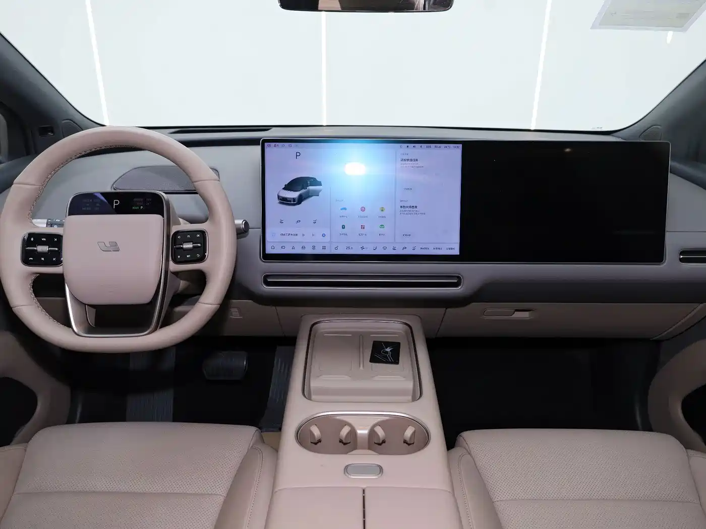 Li Auto i6 2026 2025 2WD Base Model