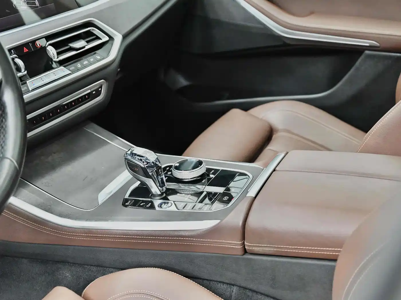 BMW X5 (Import) 2019 xDrive40i M Sport Package фото 11