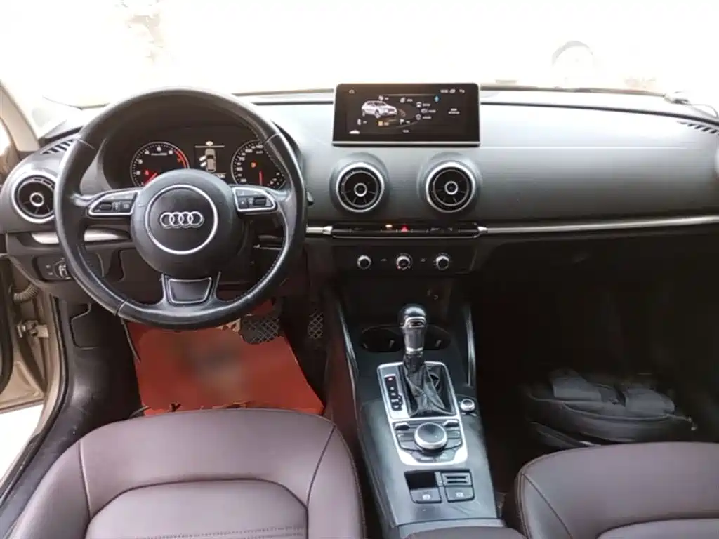 Audi A3 2016 Sportback 35 TFSI Leadership фото 10