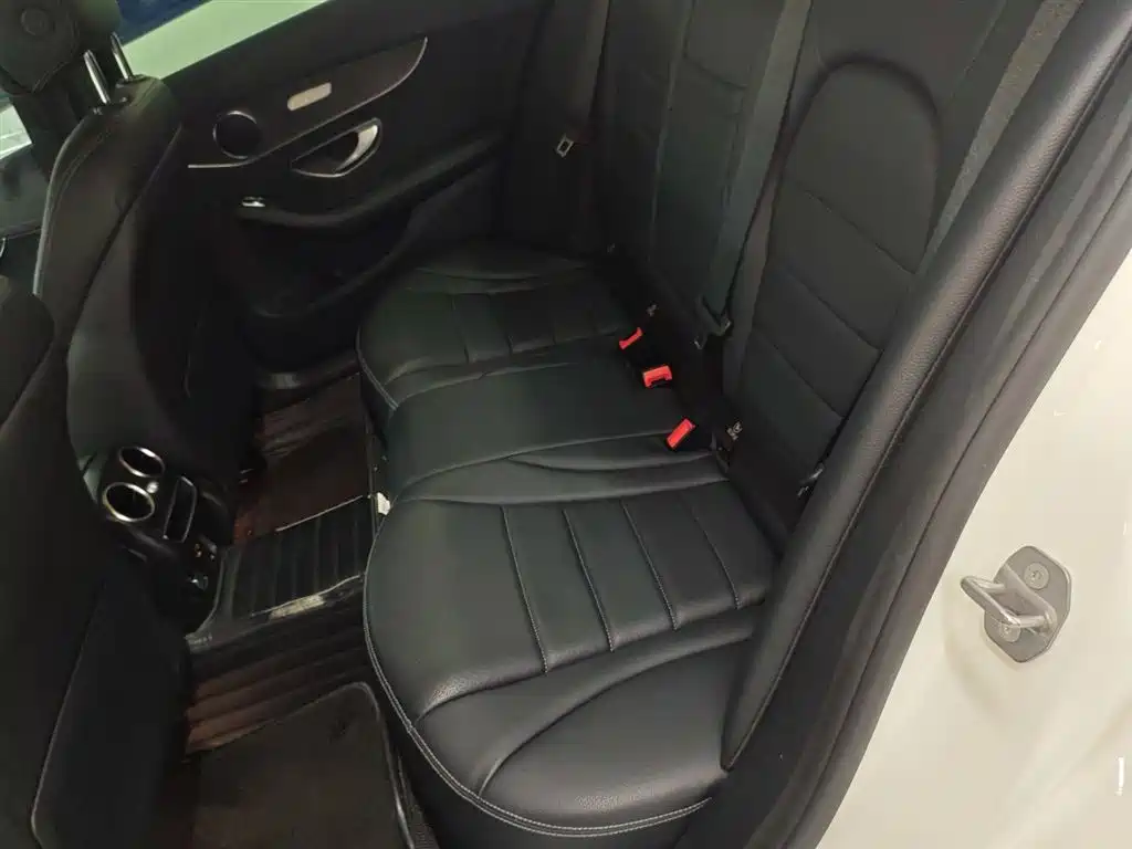 MERCEDES-BENZ CLASS C
