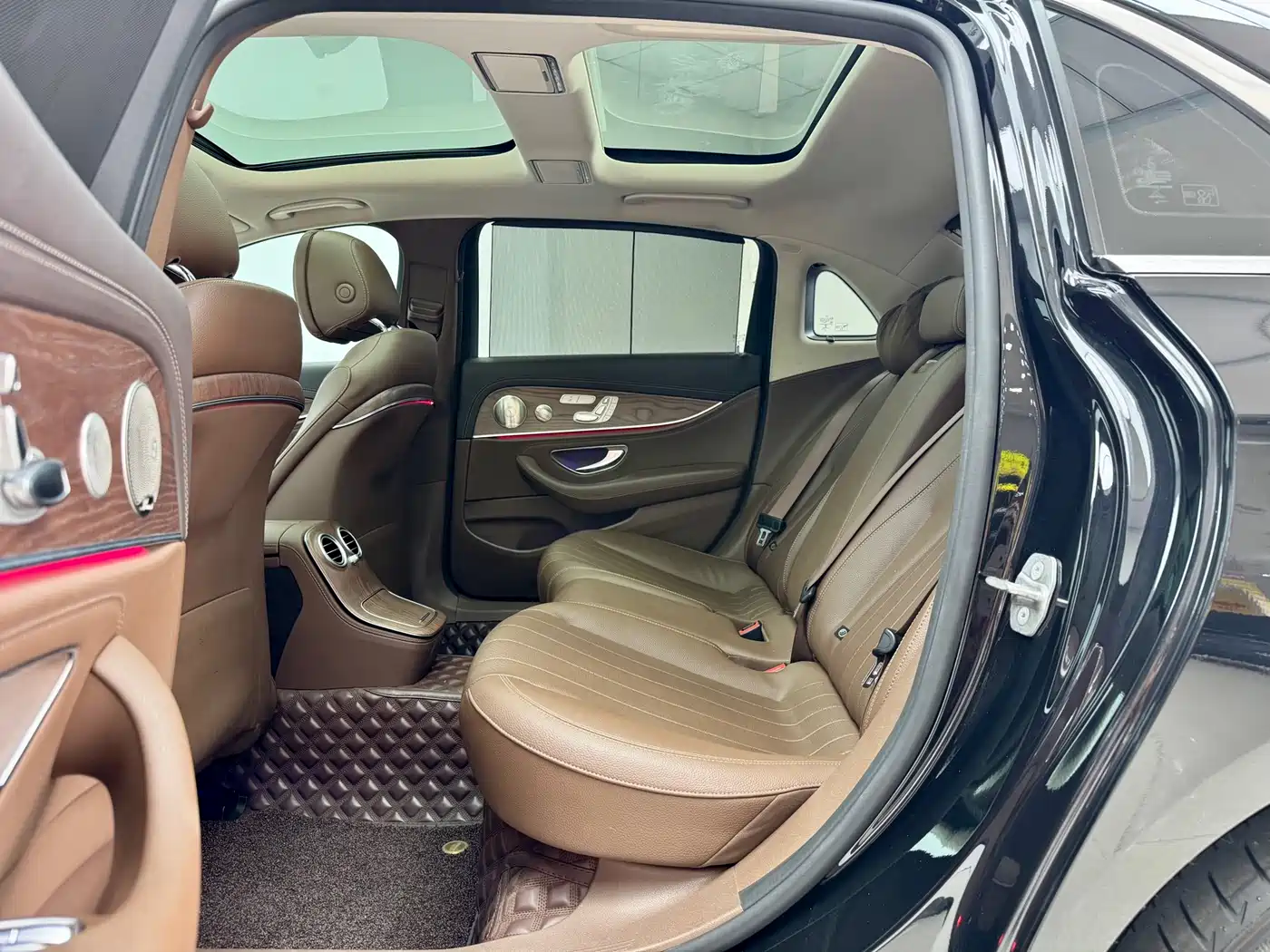 Mercedes-Benz E-Class 2022 Facelift E 300 L Luxury Style фото 10