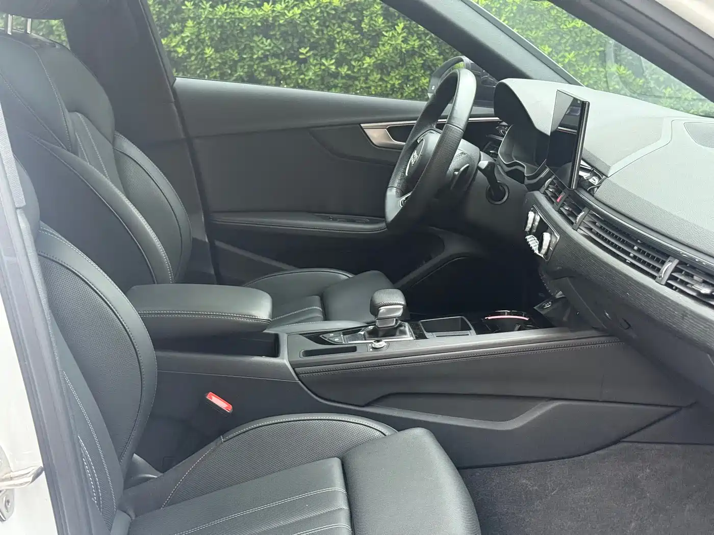 Audi A4L 2024 40 TFSI Luxury Dynamic фото 21
