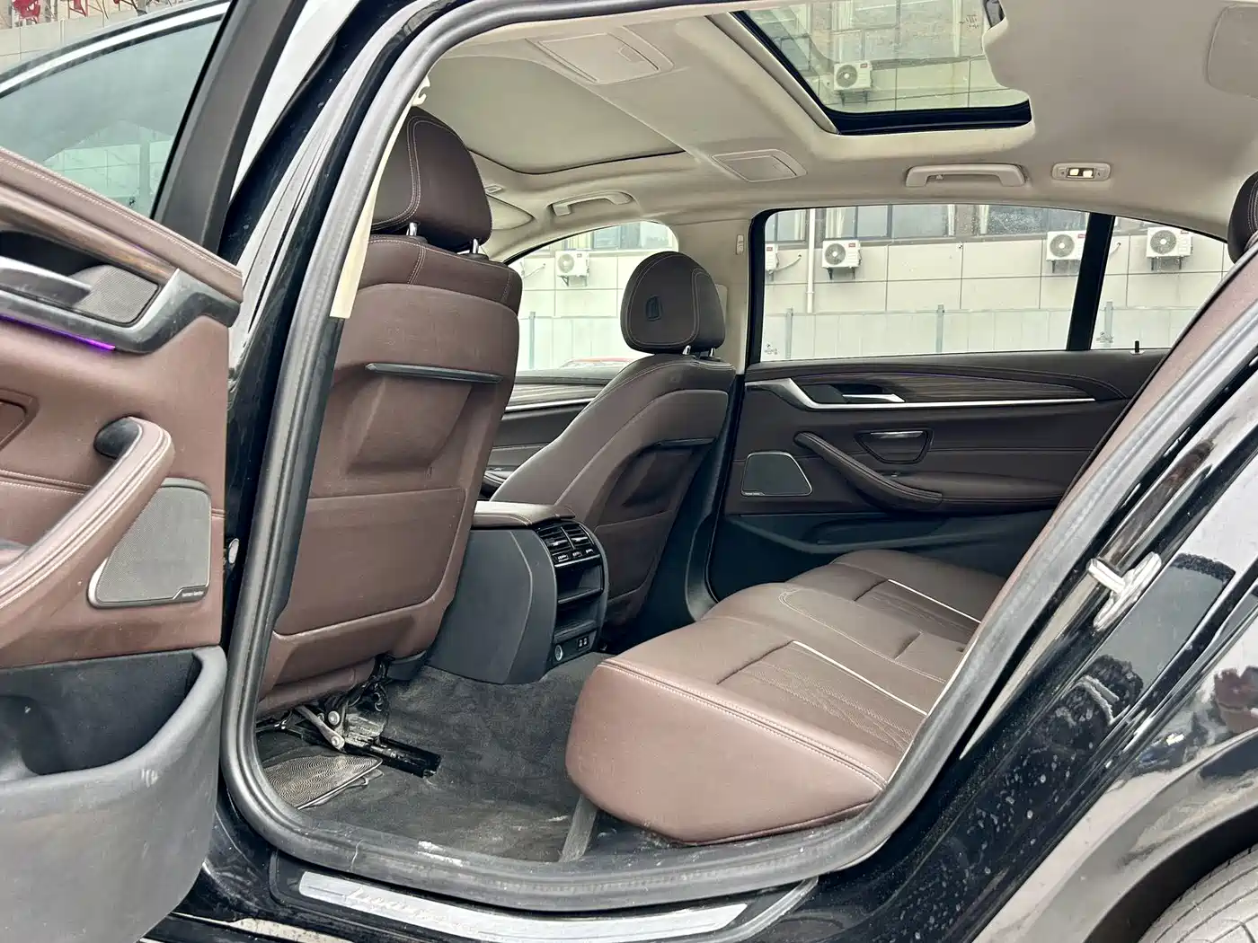 BMW 5 Series 2023 530Li Leading Luxury Package фото 13