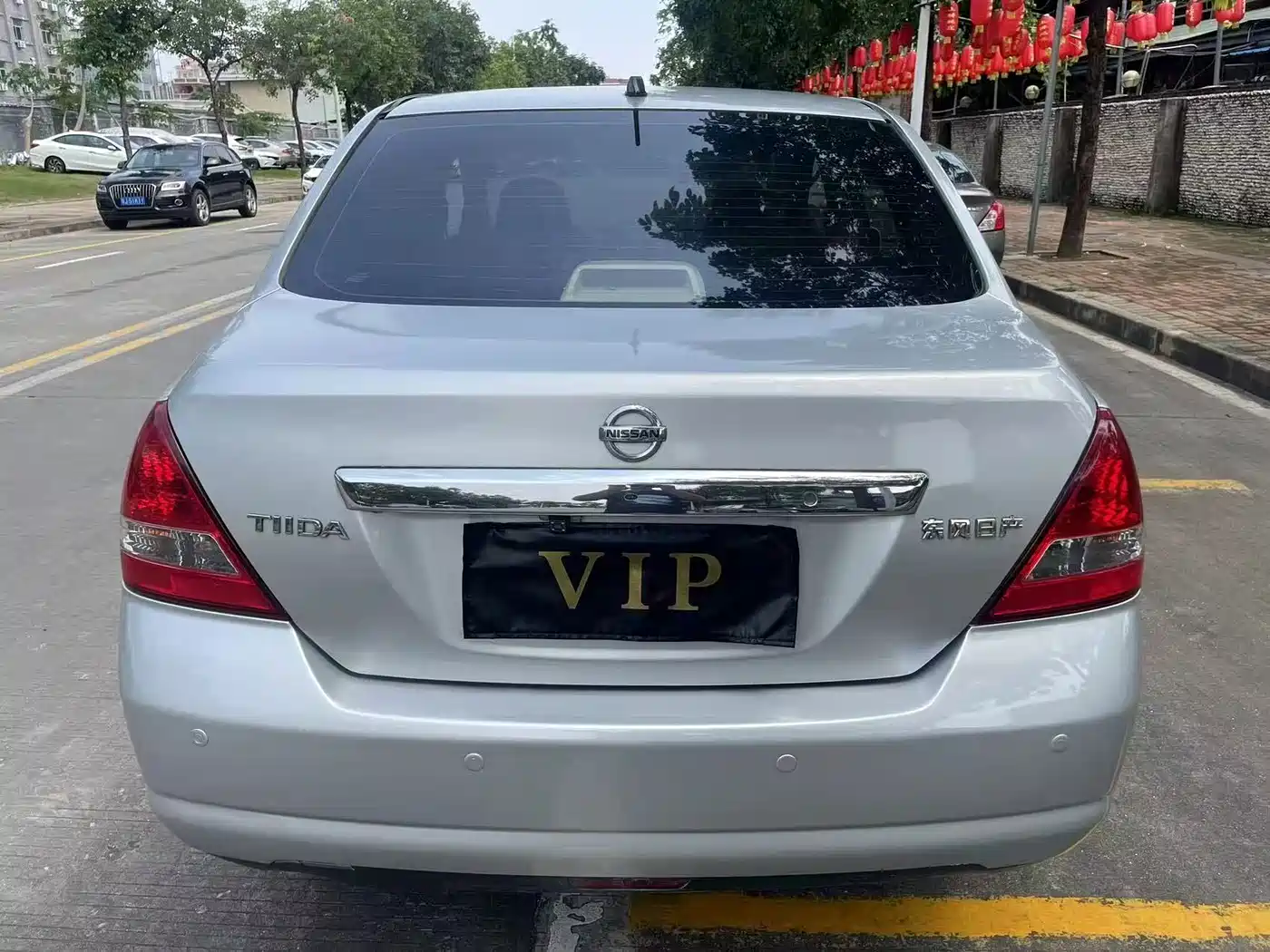Фото 6 - Nissan Tiida
