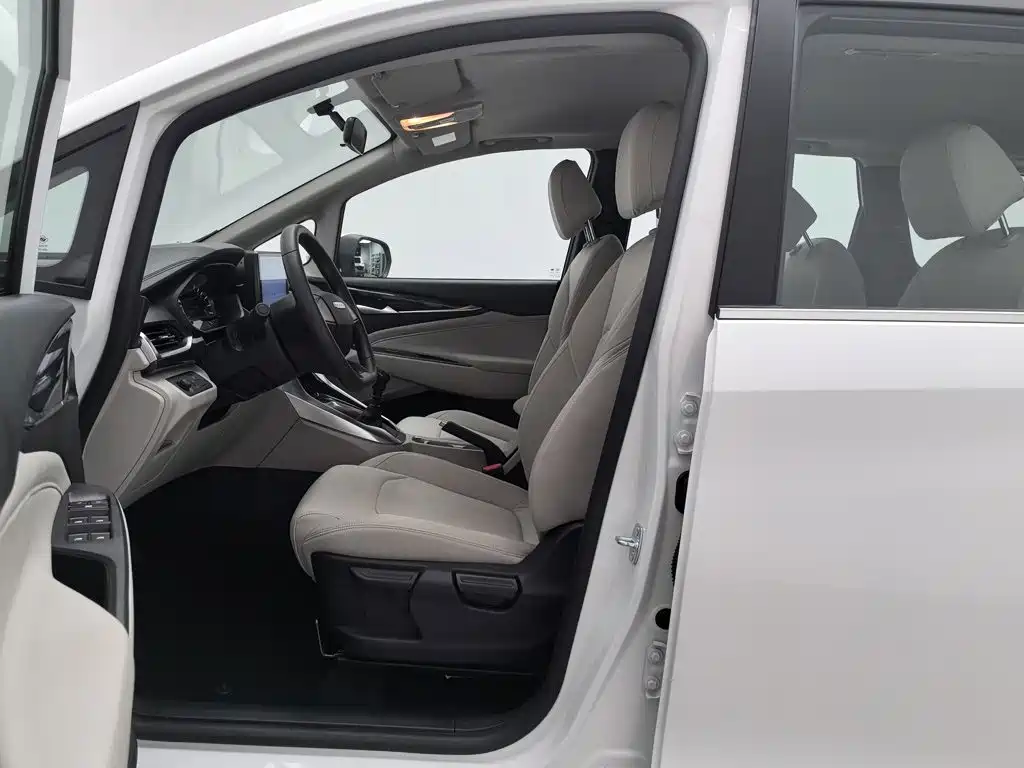 SAIC Maxus Maxus G50 2025 2024 1.5T Manual Touring A