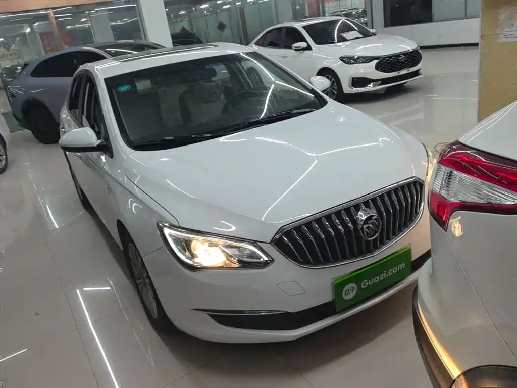 Buick Excelle 2017 15N Automatic Elite фото 4