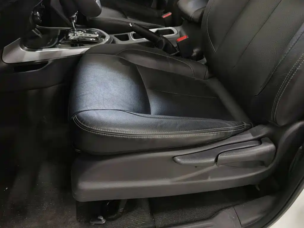 Nissan Terra 2019 2018 2.5L Automatic 4WD Luxury Edition