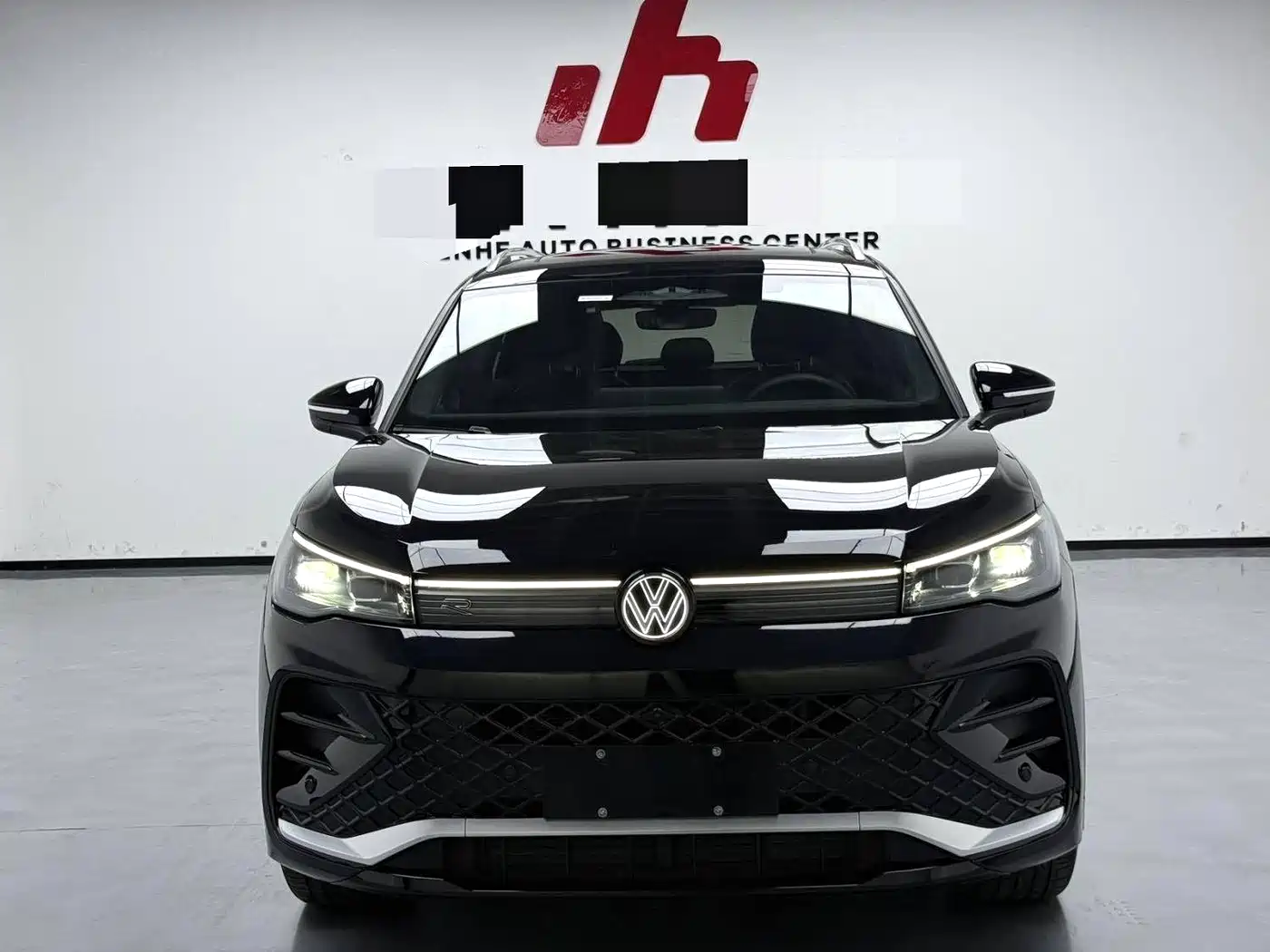 Volkswagen Tiguan L 2024 PRO 380TSI AWD R-Line Intelligent Leader Edition фото 2