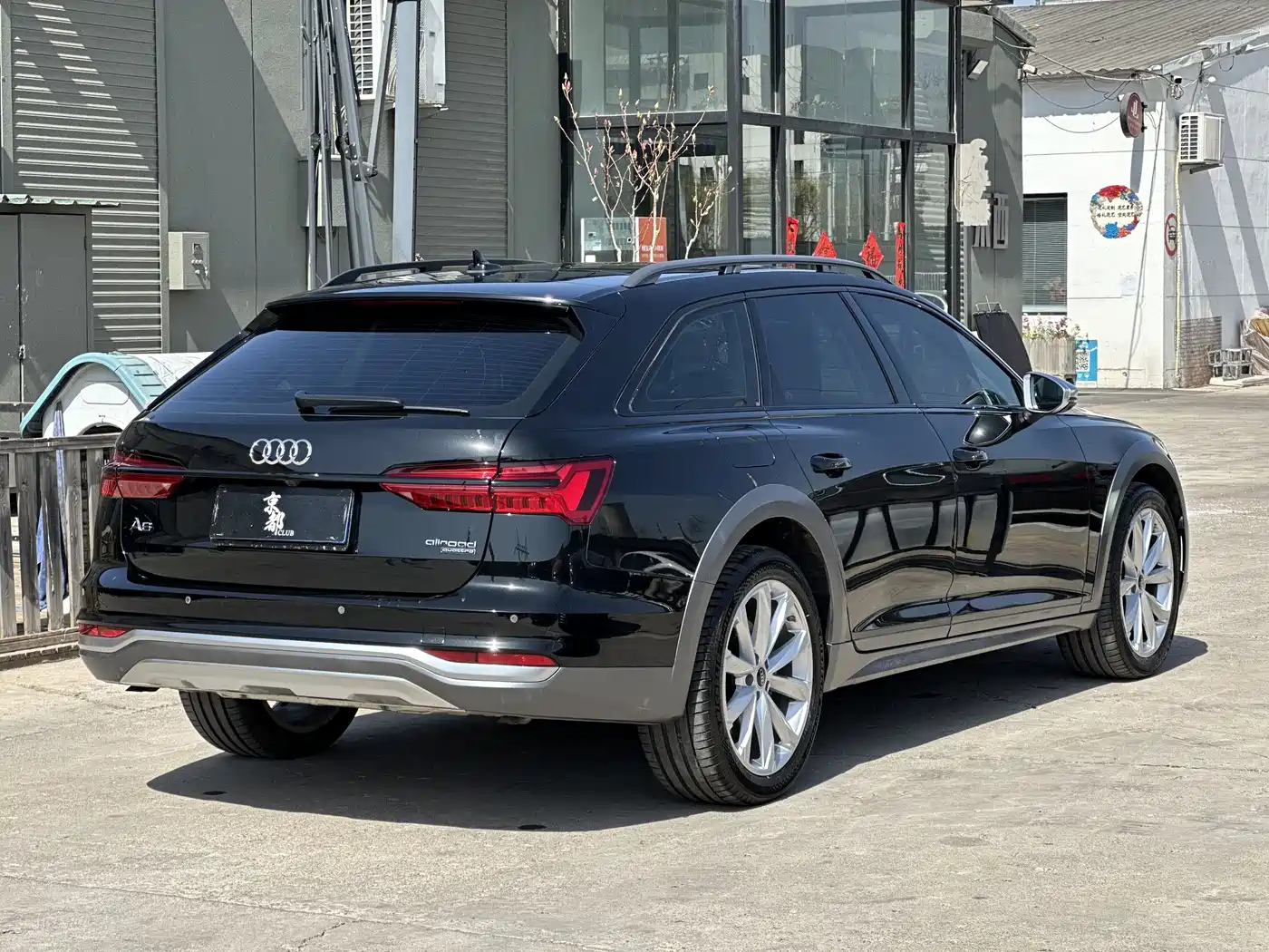 Audi A6 (Import) 2022 allroad quattro Explorer 55 TFSI Premium Off-road фото 4