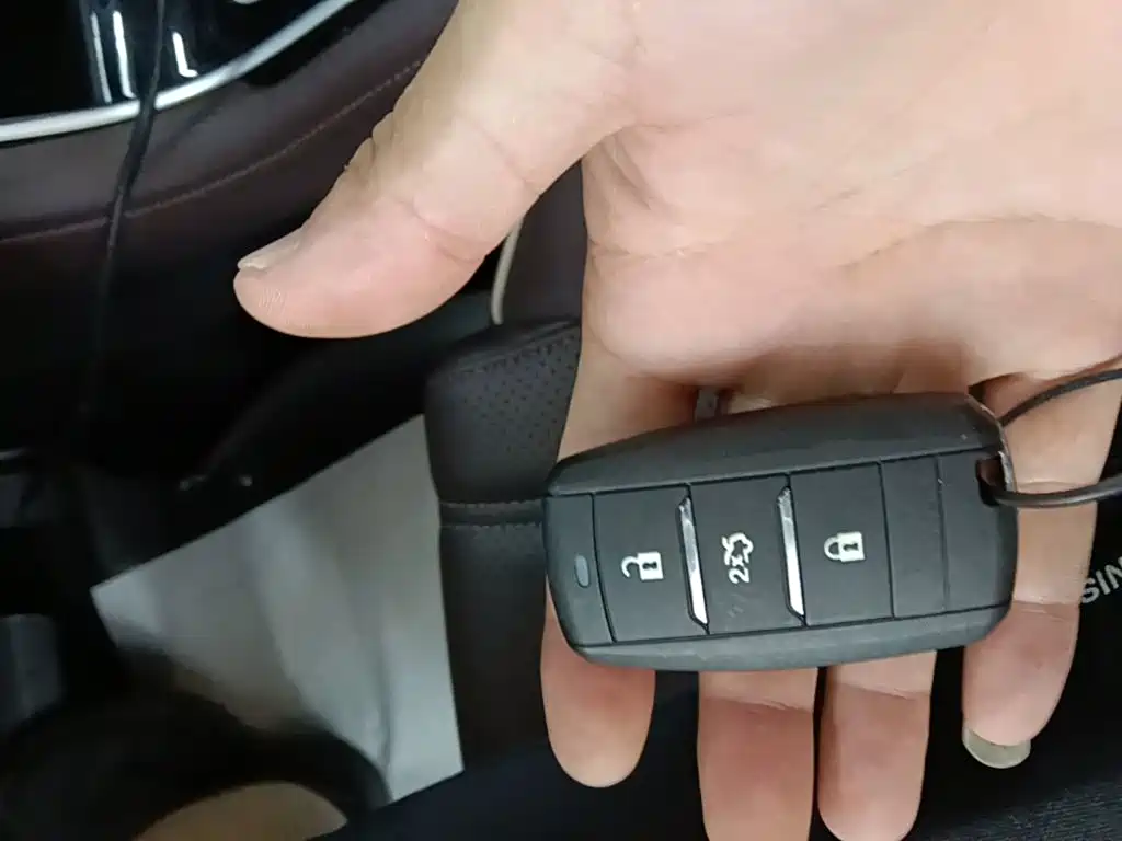 Changan Raeton CC 2018 2018 1.5T Auto Smart Elegance China V