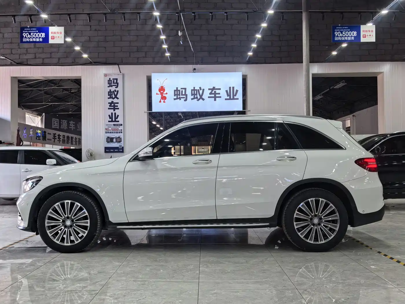 Mercedes-Benz GLC 2017 GLC 260 4MATIC Dynamic фото 4