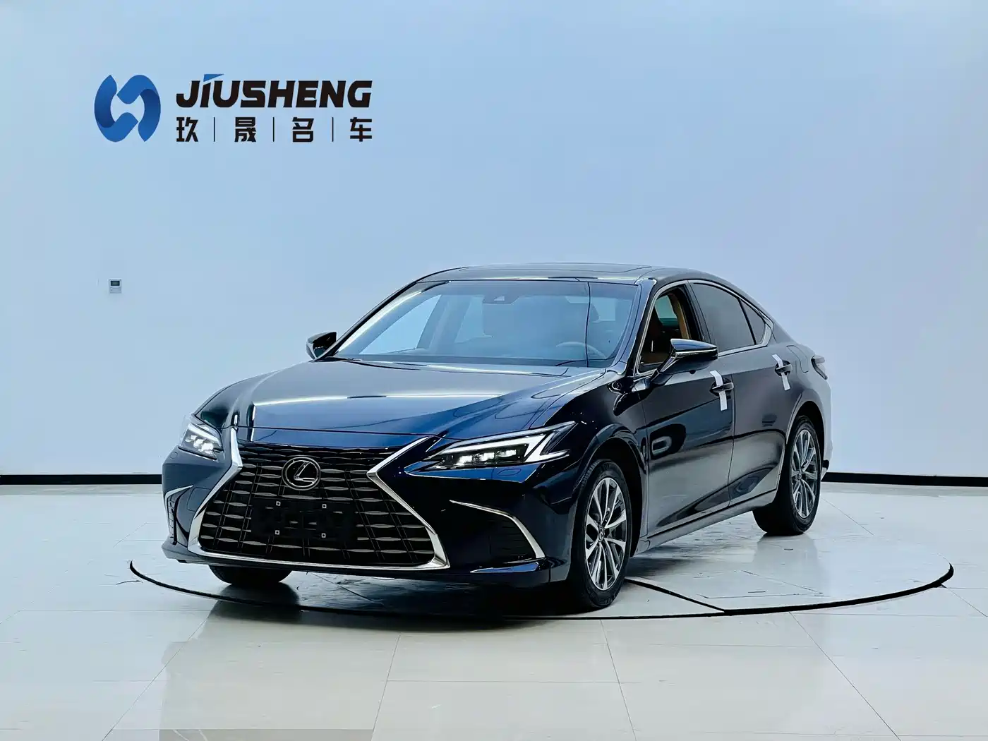 Lexus ES 2025 200 Ultimate Edition