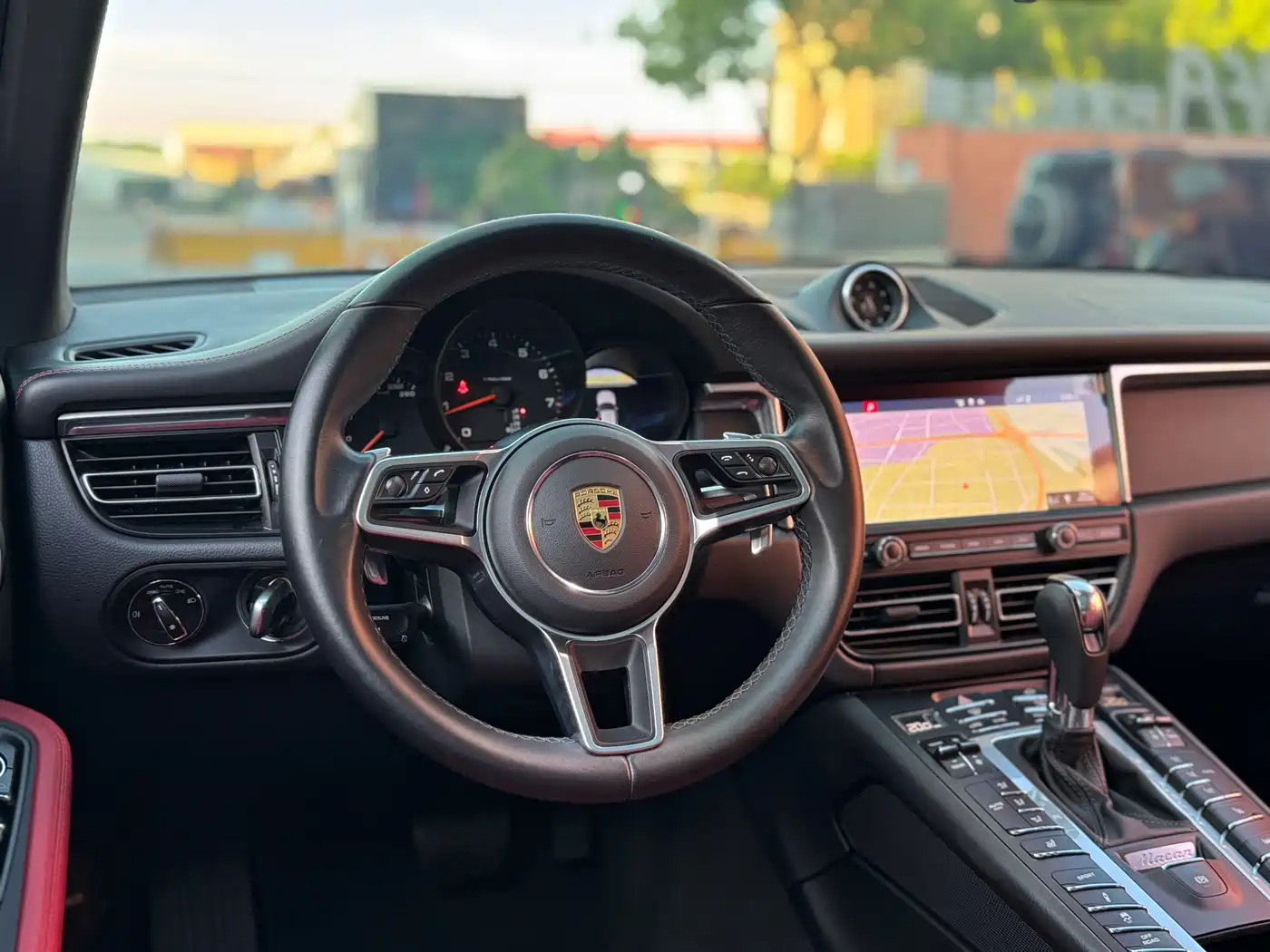 Porsche Macan 2021 Macan 2.0T фото 24