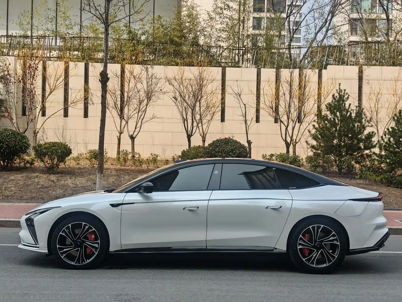 ZHIJI AUTOMOBILE ZHIJI L7