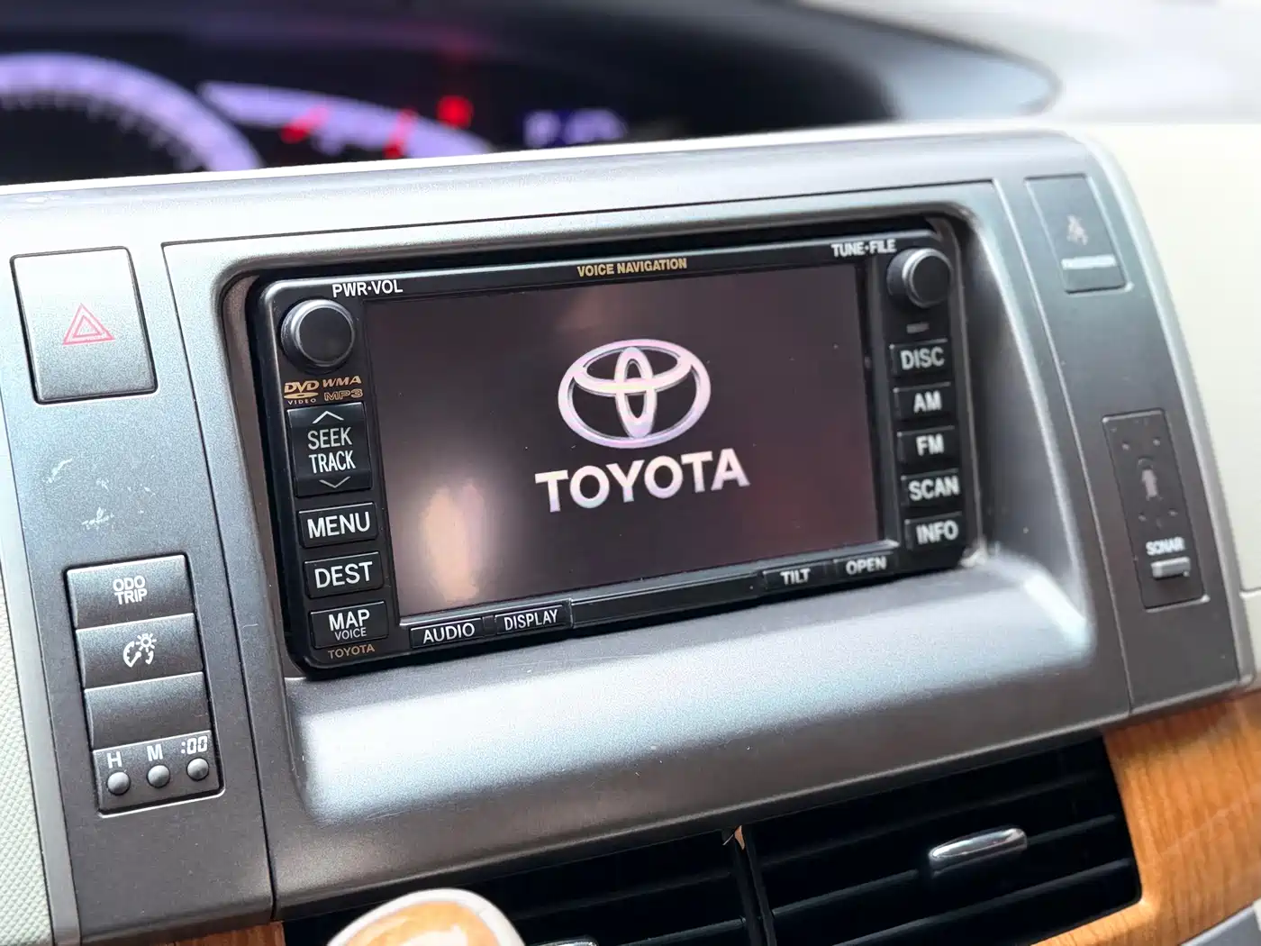 Toyota Previa 2012 2012 2.4L 7-Seater Luxury Edition
