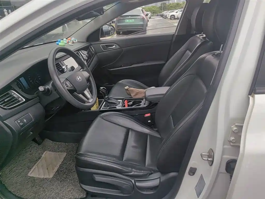 Hyundai Mistra 2016 1.8L Auto Premium DLX фото 22
