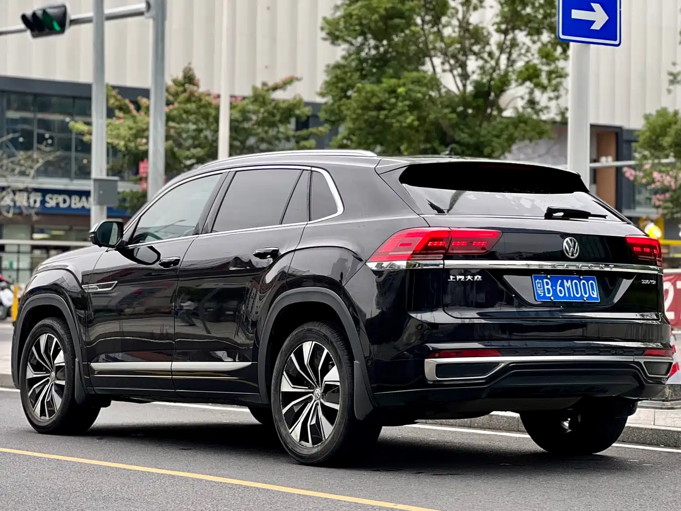 Volkswagen Teramont 2020 Teramont X 330TSI 2WD Premium Luxury фото 3