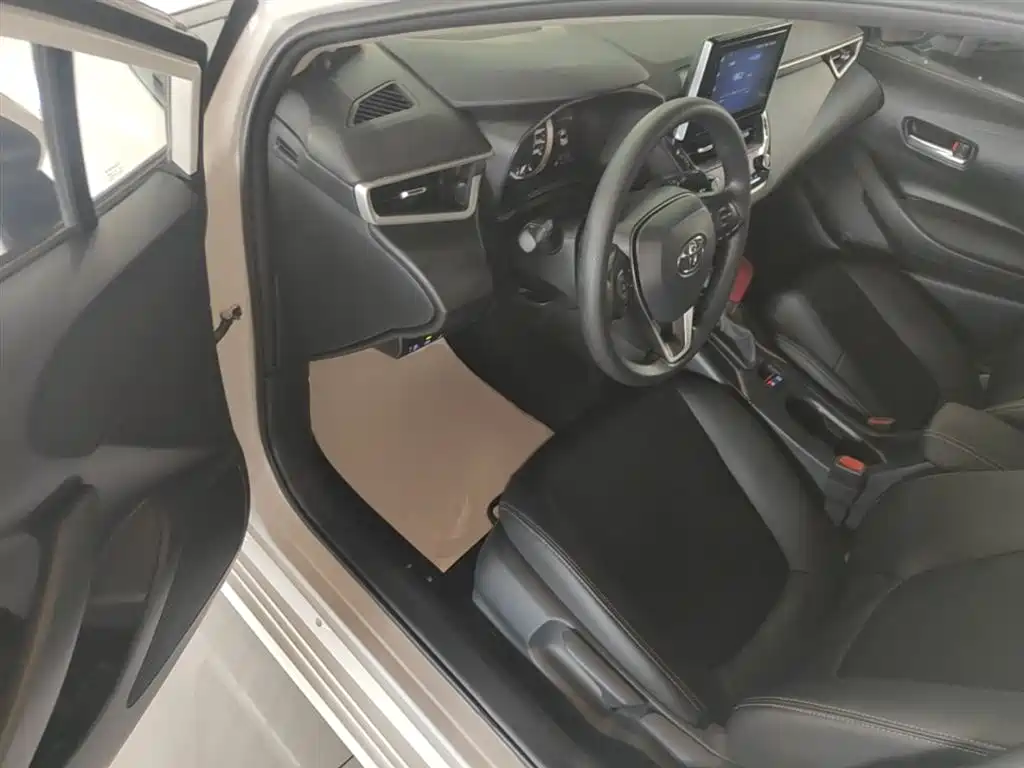Toyota Corolla 2021 1.2T S-CVT Elite PLUS Edition фото 16