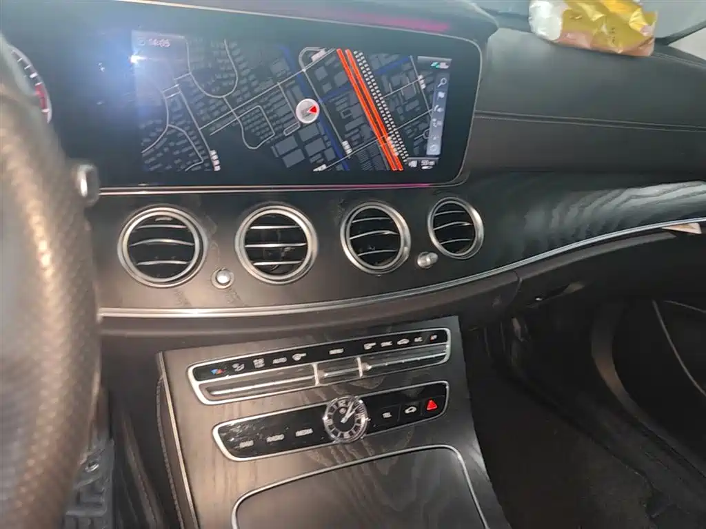 Mercedes-Benz E-Class 2018 Facelift E 300 L Sport Luxury фото 13